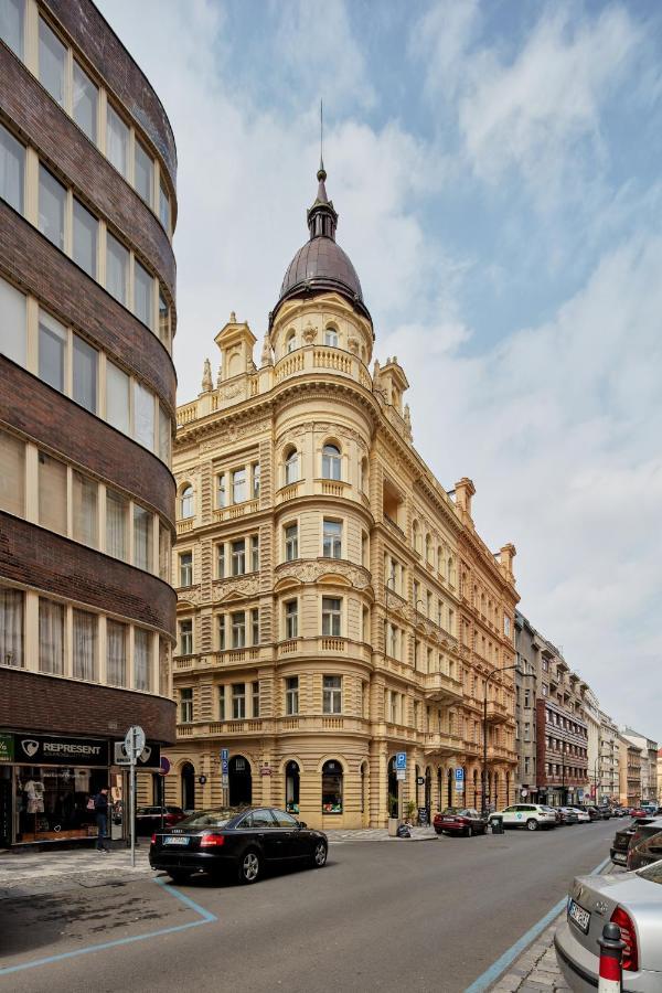 Sunlit Studio Near Wenceslas Square By Prague Days Praga Exterior foto
